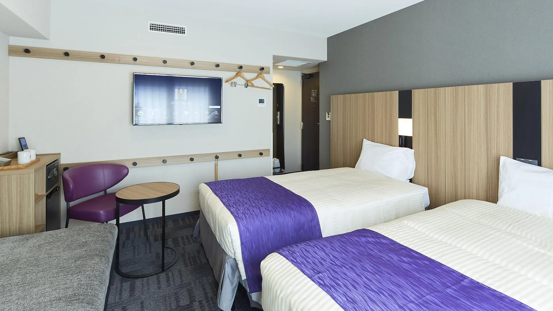 Hotel Monday Kyoto Karasuma Nijo 3*,  Japan